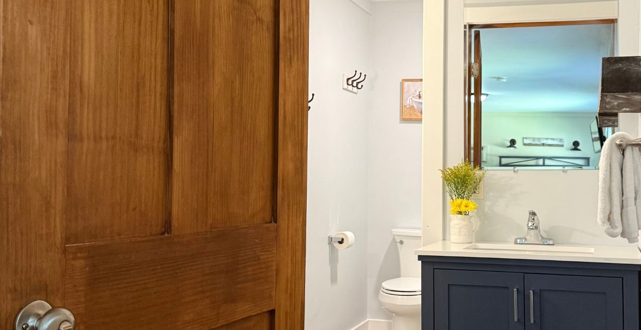 Riverside studio bathroom