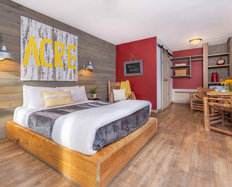 Room at the Warren Lodge with sign saying Acre